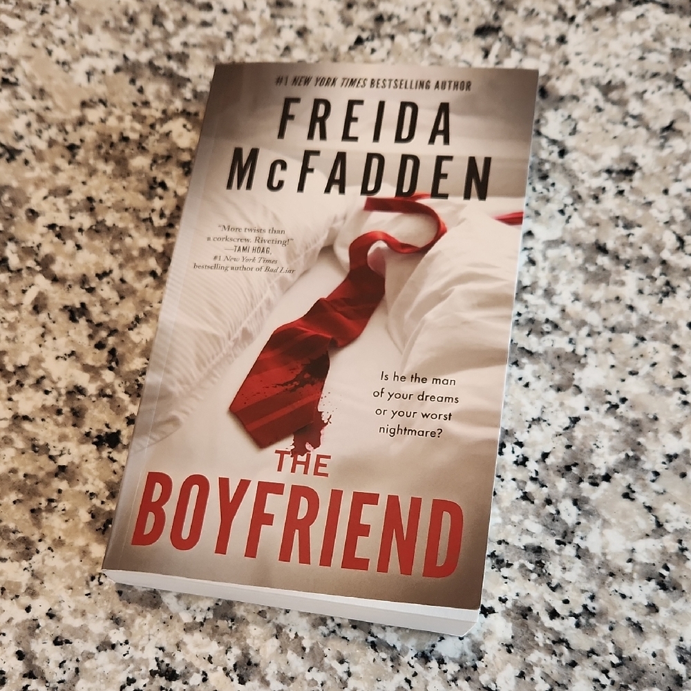 The Boyfriend by Freida McFadden Book
